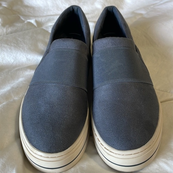 CLARKS | Cloudsteppers | Audreigh Eve Athleisure | Slip On | Blue Shoe| Size 9 - Picture 5 of 14